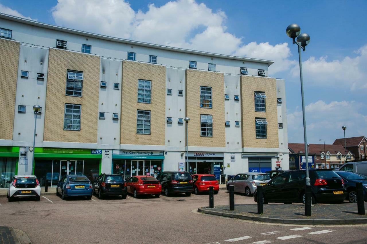 Riverside 2 Bed Apartment London Exterior photo